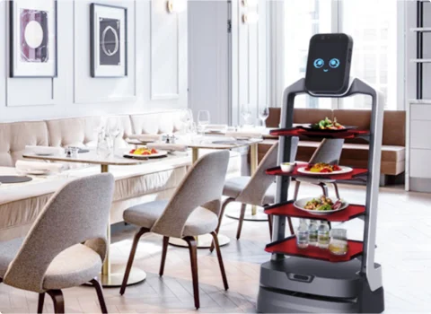 LuckiBot : le ROI du robot serveur en restauration